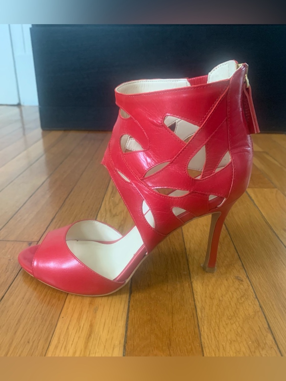 Nine West Red Fabeyana Open Toe Cage Cutout Stiletto Ankle Shoes - Size 7.5 - Picture 2 of 8